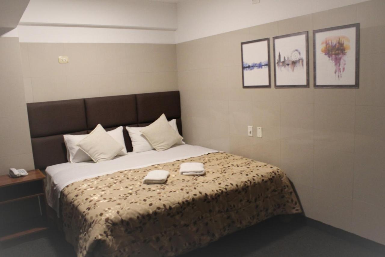 Hotel Lima City Esterno foto